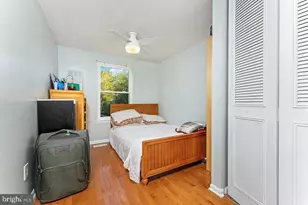 223 Laura Anne Ct, Sterling, VA 20164 - Photo 11