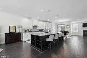 22597 Windsor Locks Square, Ashburn, VA 20148 - Photo 5