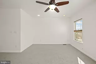 25928 Racing Sun Dr, Aldie, VA 20105 - Photo 15