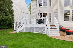 708 Vermillion Dr NE, Leesburg, VA 20176 - Photo 13
