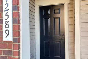 42589 Burbank Terrace, Sterling, VA 20166 - Photo 3