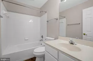 47392 Victoria Falls Square, Sterling, VA 20165 - Photo 17