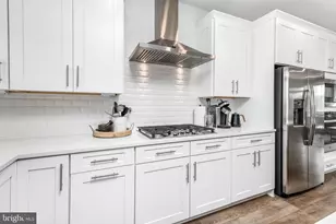 1612 Rocky Shale Terrace SE, Leesburg, VA 20175 - Photo 3