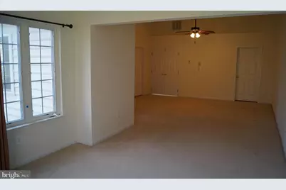 25575 America Square, Chantilly, VA 20152 - Photo 23