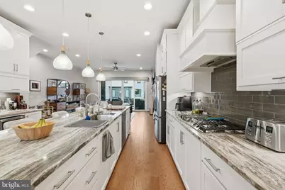 20301 Savin Hill Drive, Ashburn, VA 20147 - Photo 11