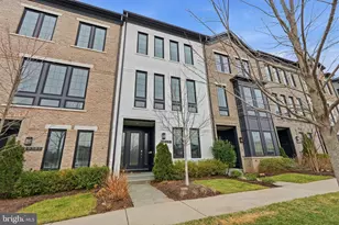 20301 Savin Hill Dr, Ashburn, VA 20147 - Photo 1