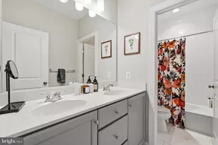 20301 Savin Hill Dr, Ashburn, VA 20147 - Photo 33