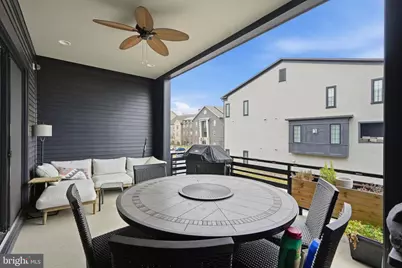 20301 Savin Hill Drive, Ashburn, VA 20147 - Photo 17