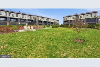 20301 Savin Hill Drive, Ashburn, VA 20147 - Photo 37