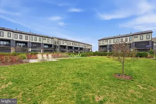 20301 Savin Hill Dr, Ashburn, VA 20147 - Photo 37