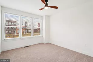 19820 Lavender Dust Sq, Ashburn, VA 20147 - Photo 27