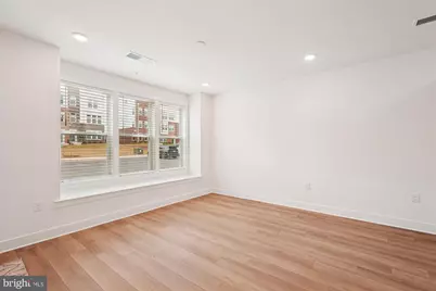 19820 Lavender Dust Square, Ashburn, VA 20147 - Photo 5