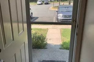 22319 Mayfield Sq, Sterling, VA 20164 - Photo 3