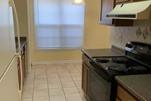 22319 Mayfield Sq, Sterling, VA 20164 - Photo 9