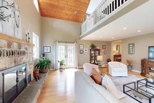 21539 Oatlands Rd, Aldie, VA 20105 - Photo 21