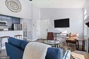 20332 Beechwood Terrace, Ashburn, VA 20147 - Photo 9