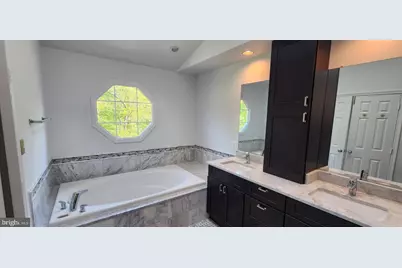 20320 Burnley Square, Sterling, VA 20165 - Photo 13