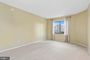 19355 Cypress Ridge Terrace, Leesburg, VA 20176 - Photo 19