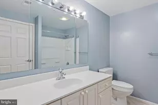 19355 Cypress Ridge Terrace, Leesburg, VA 20176 - Photo 21