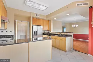 19355 Cypress Ridge Terrace, Leesburg, VA 20176 - Photo 13