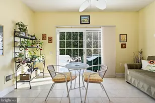 44397 Oakmont Manor Square, Ashburn, VA 20147 - Photo 9