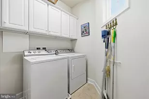 44397 Oakmont Manor Square, Ashburn, VA 20147 - Photo 17