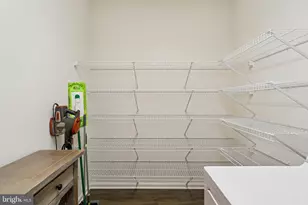 19355 Cypress Ridge Terrace, Leesburg, VA 20176 - Photo 35