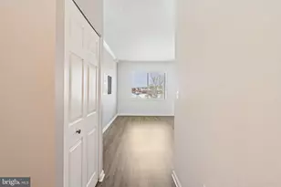 19355 Cypress Ridge Terrace, Leesburg, VA 20176 - Photo 23