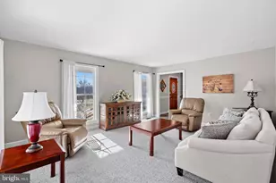 35560 Deer Crossing Ln, Round Hill, VA 20141 - Photo 9