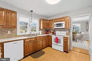 35560 Deer Crossing Ln, Round Hill, VA 20141 - Photo 17