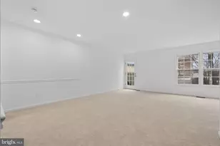 119 E Main St, Purcellville, VA 20132 - Photo 7