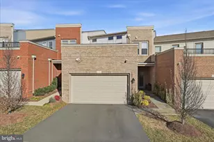42798 Macbeth Ter, Ashburn, VA 20148 - Photo 3