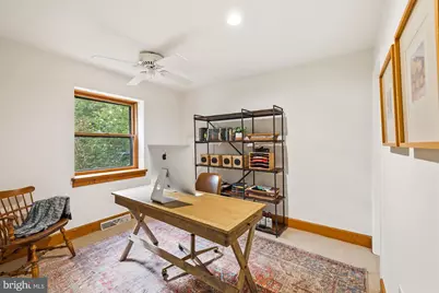 35299 Snickersville Turnpike, Round Hill, VA 20141 - Photo 15