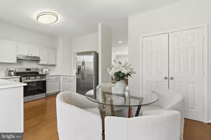 21946 Thompson Square, Sterling, VA 20166 - Photo 7