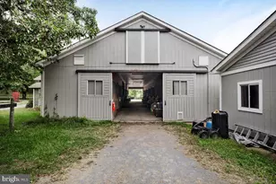19606 Ridgeside Rd, Bluemont, VA 20135 - Photo 9