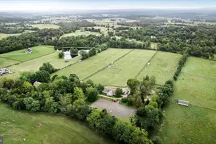 19606 Ridgeside Rd, Bluemont, VA 20135 - Photo 5