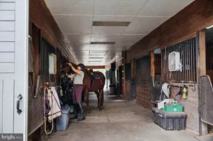 19606 Ridgeside Rd, Bluemont, VA 20135 - Photo 9