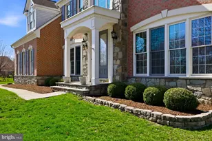 22475 Forest Manor Dr, Ashburn, VA 20148 - Photo 5