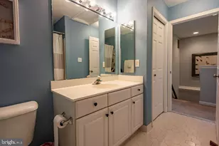 43287 Chokeberry Square, Ashburn, VA 20147 - Photo 15