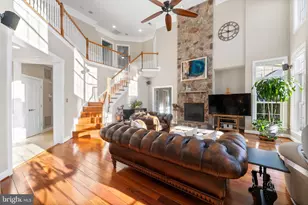 19219 Burnt Bridge Dr, Leesburg, VA 20176 - Photo 19