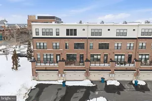 42389 Willow Creek Way, Brambleton, VA 20148 - Photo 53