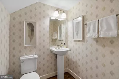 42389 Willow Creek Way, Brambleton, VA 20148 - Photo 11