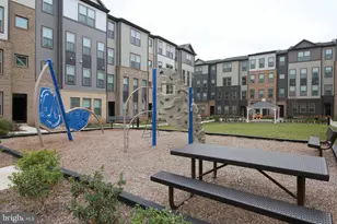 45942 Raven Ter, Sterling, VA 20165 - Photo 29