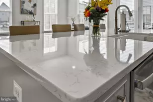 23043 Sullivans Cove Sq, Brambleton, VA 20148 - Photo 37