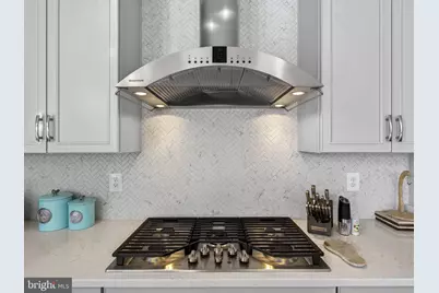 23043 Sullivans Cove Square, Brambleton, VA 20148 - Photo 35