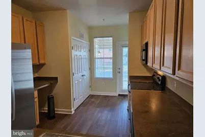 22763 Fountain Grove Square, Brambleton, VA 20148 - Photo 3