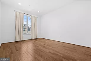 23276 Southdown Manor Terrace, Ashburn, VA 20148 - Photo 21