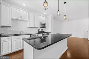 23276 Southdown Manor Terrace, Ashburn, VA 20148 - Photo 7