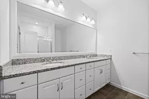 23276 Southdown Manor Terrace, Ashburn, VA 20148 - Photo 25