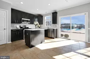 303 Baish Dr SE, Leesburg, VA 20175 - Photo 5